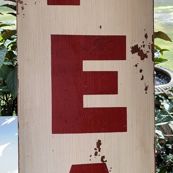 Pottery Barn Large Distressed and Rustic Wooden Peace Sign ☮️✌️🕊 - Picture 4 of 17